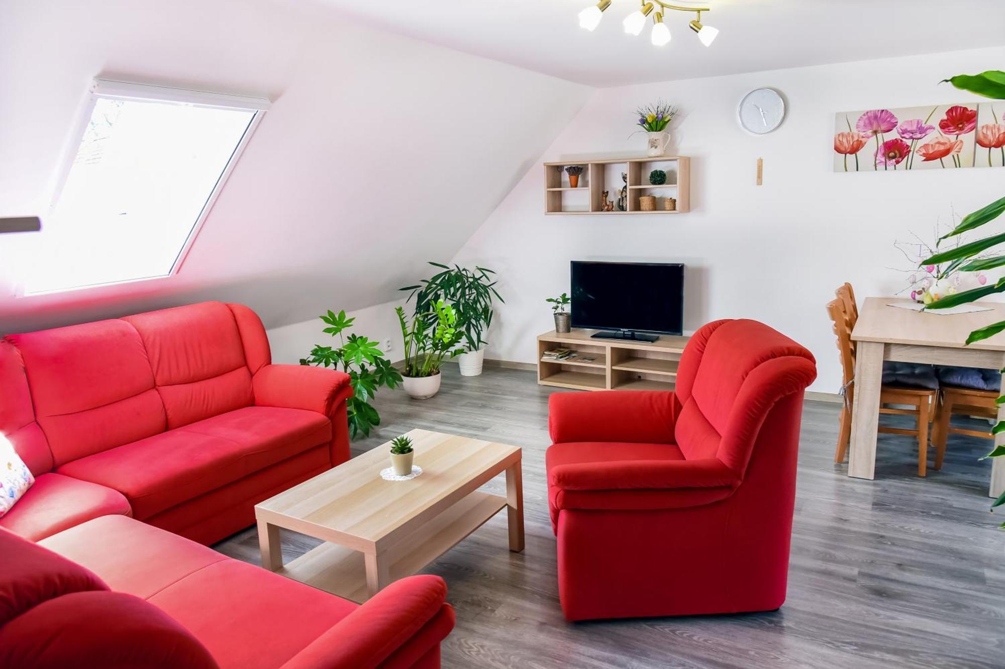 Ubytovani Pod Svetem-Apartman Тршебонь Экстерьер фото